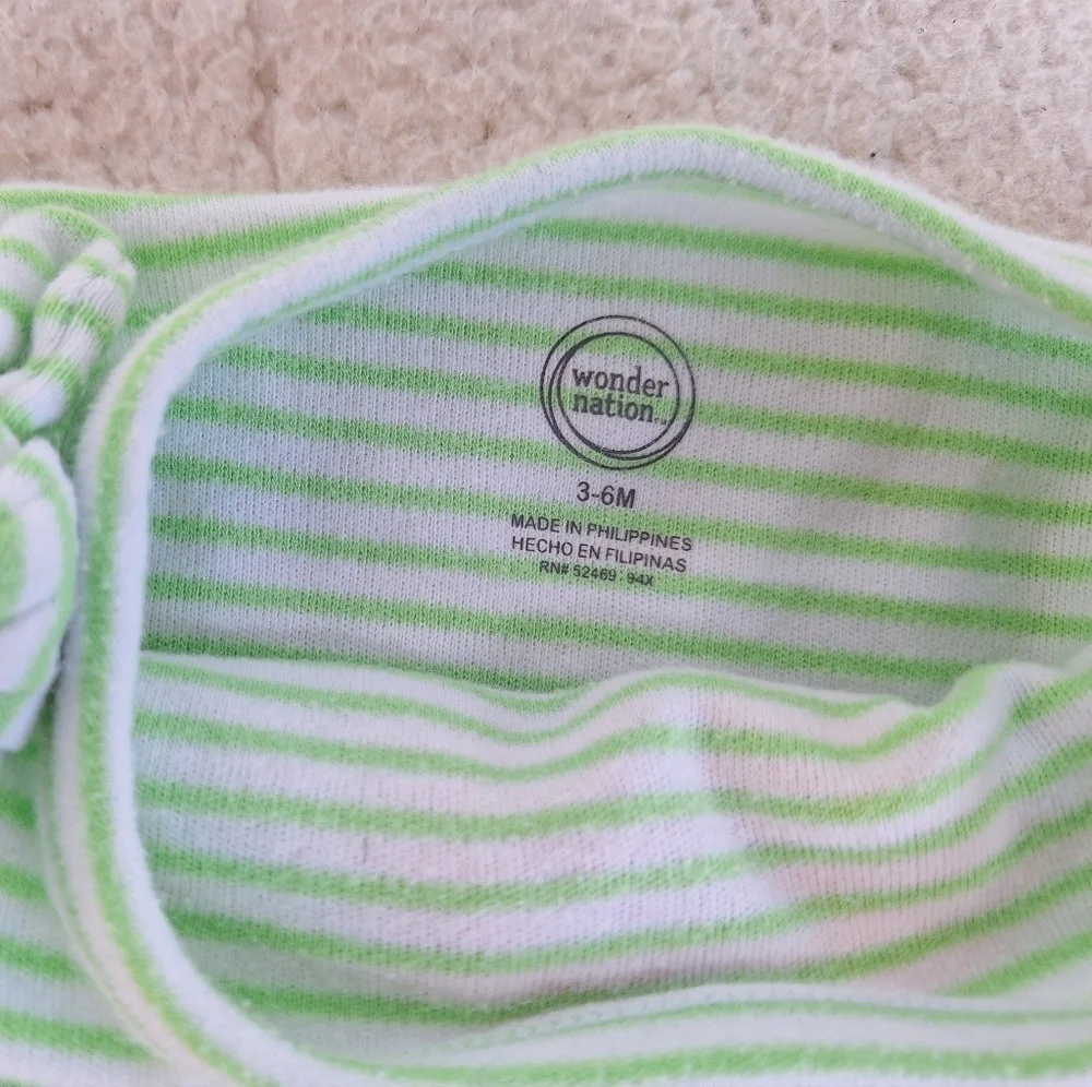 Wonder Nation Set of three colorful tops for baby girl sizes 6-9 months